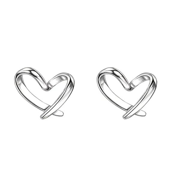 Elegant Heart-Shaped Hollow Stud Earrings - Picture 5 of 5